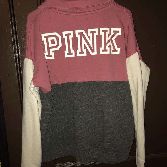 Victoria secret crew neck - Picture 2 of 2